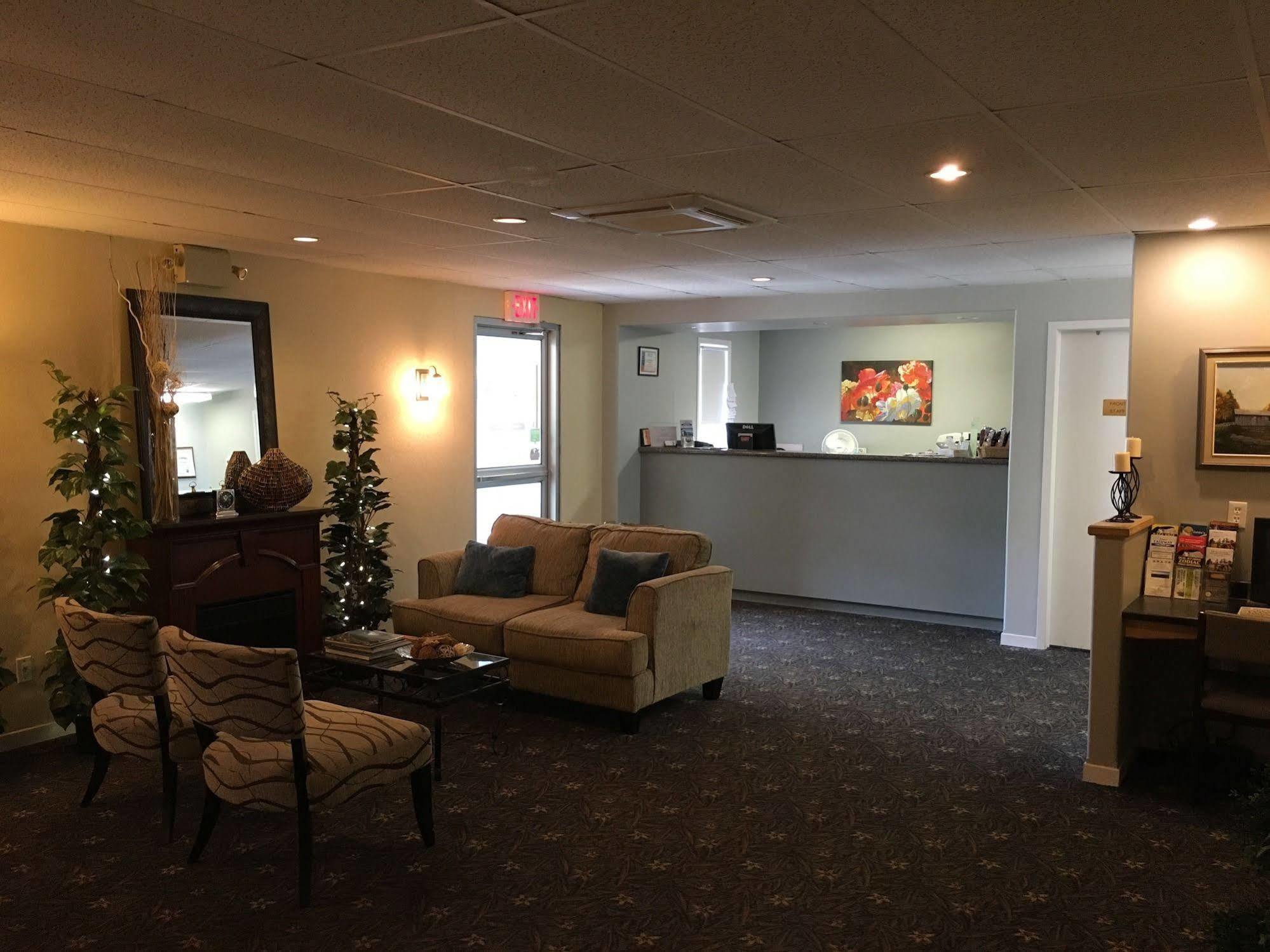 Fairway Inn Съсекс Екстериор снимка
