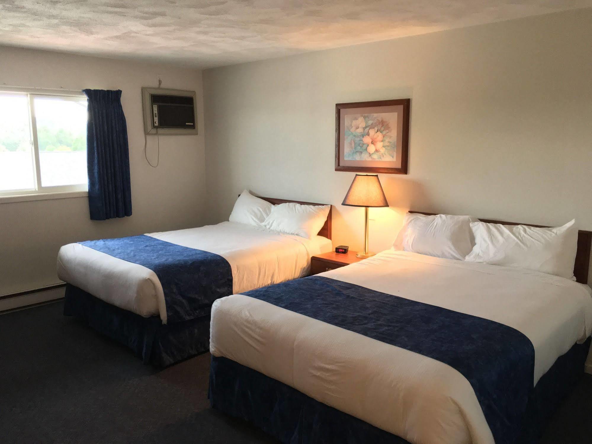 Fairway Inn Съсекс Екстериор снимка