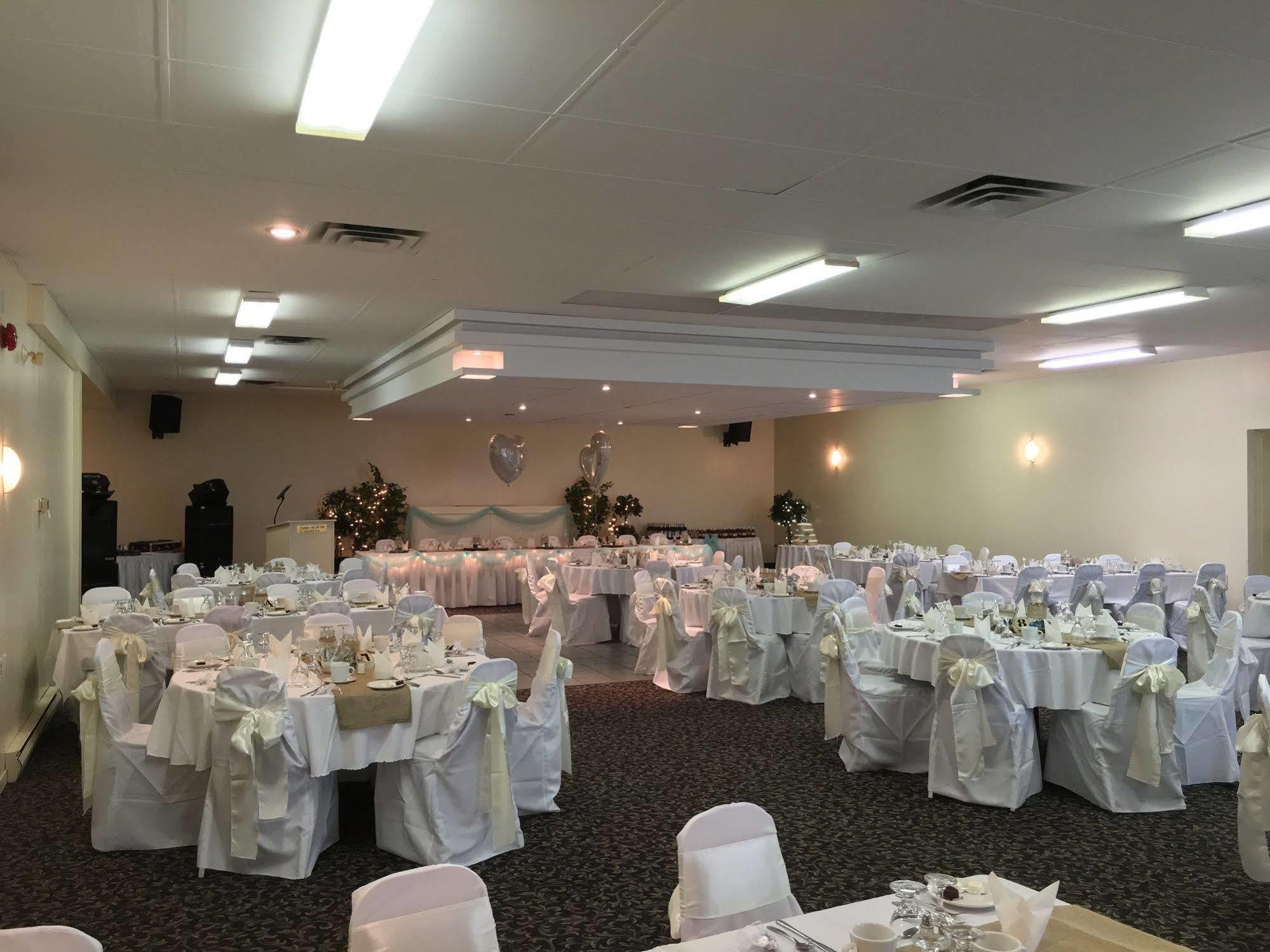 Fairway Inn Съсекс Екстериор снимка